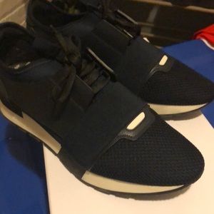 Balenciaga race runners